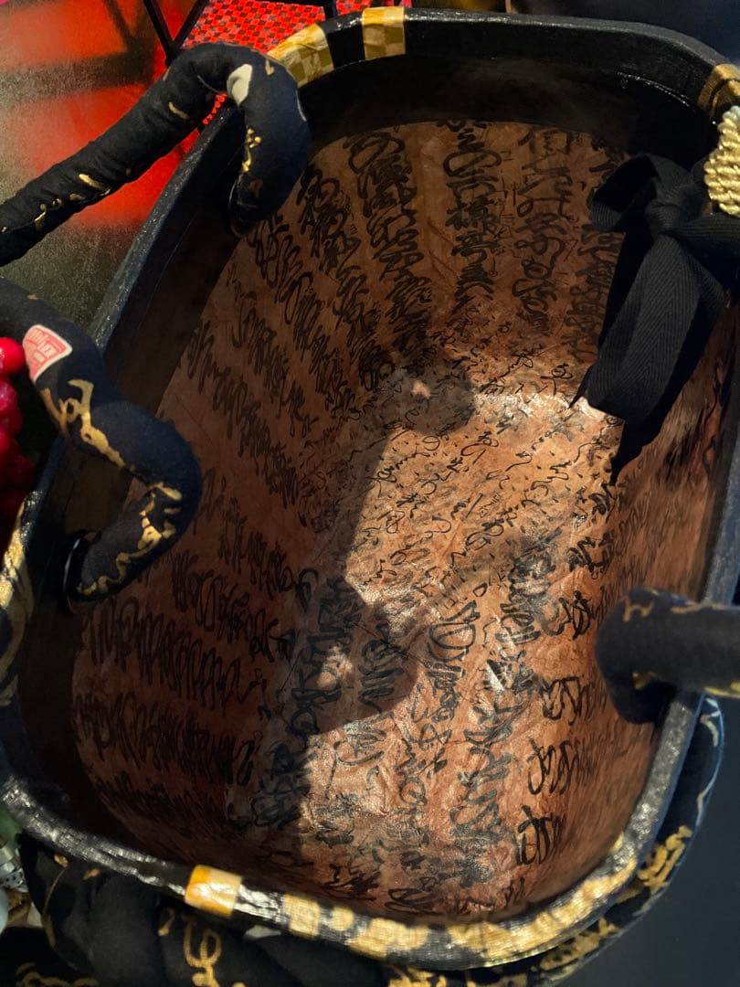 一閑張り　一閑張りバッグ　風神雷神　古文書　和紙　竹籠　籠バッグ　着物　金　黒