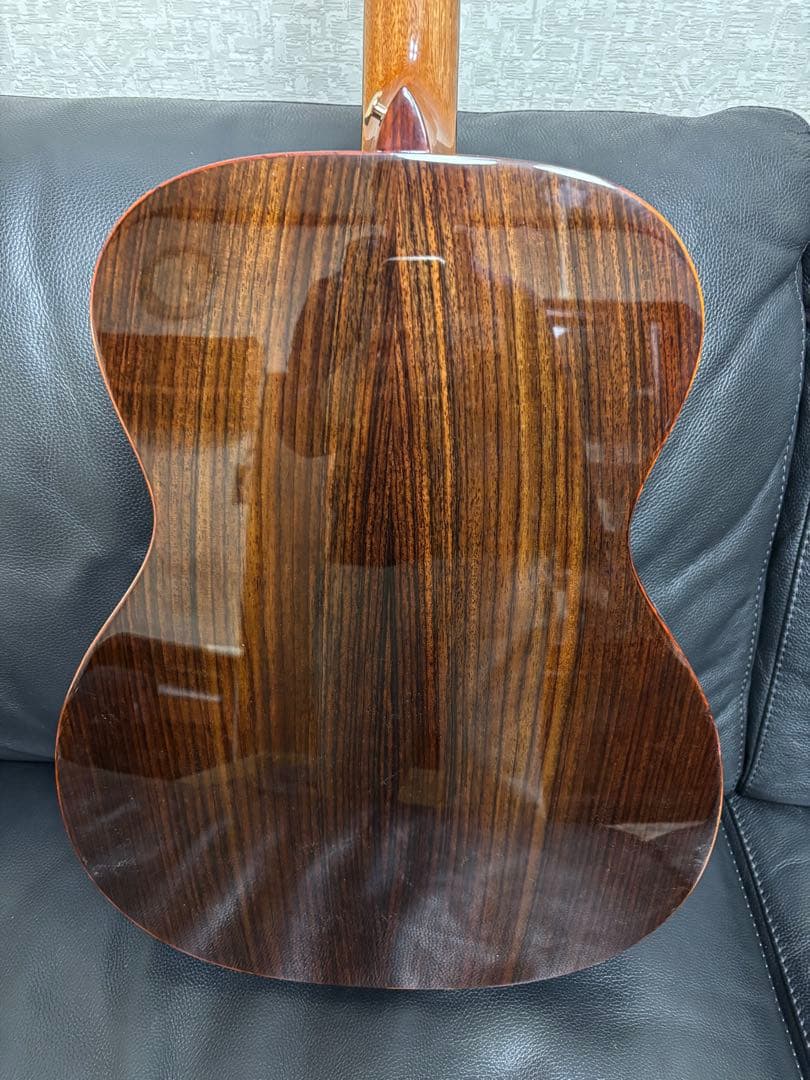 Merida メリダ　Guitar Legacyレガシー　ギター