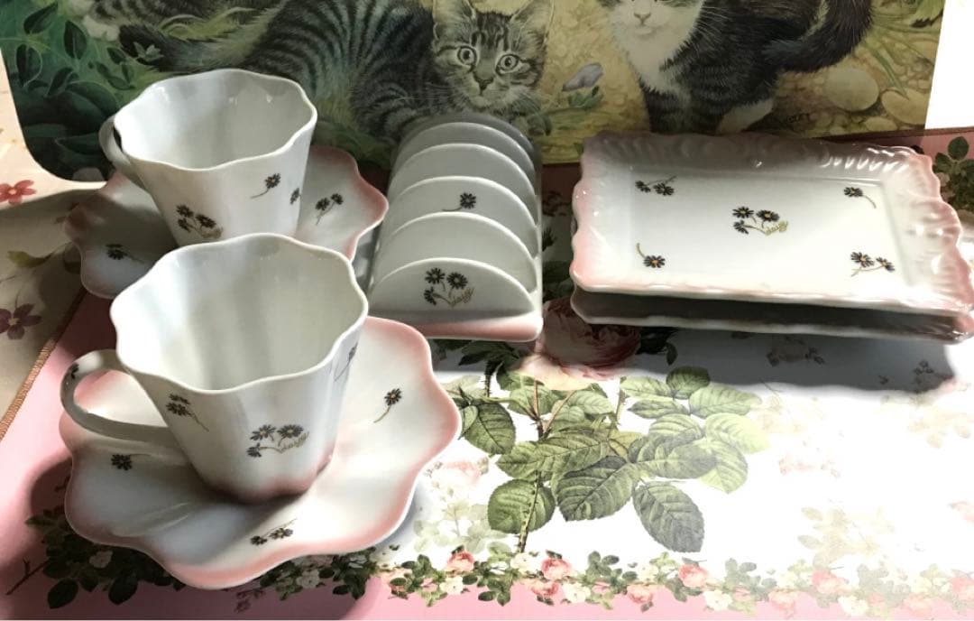 希少　Manyマニー⭐️デイジー　フラワーアフタヌーンティー8点セット　新品近美品