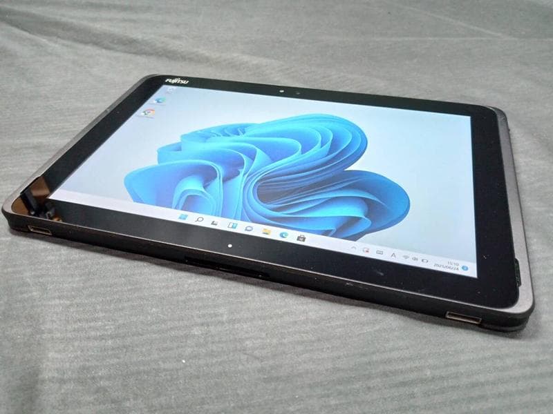 Win11搭載 ARROWS Tab Q509/VE N4000