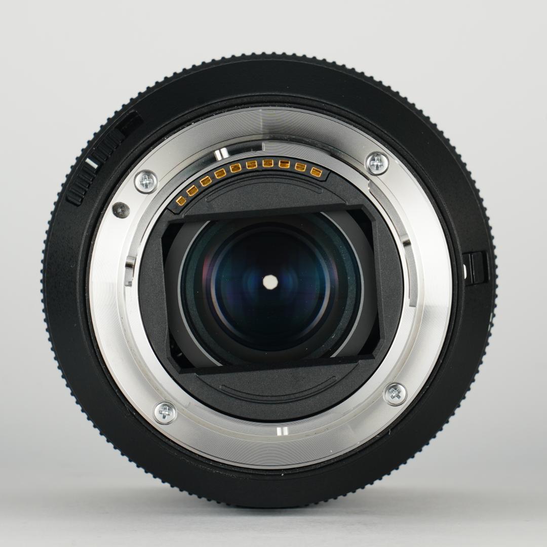 未使用級美品 SONY SEL2070G 旅も街撮りも1本完結 激レア出品