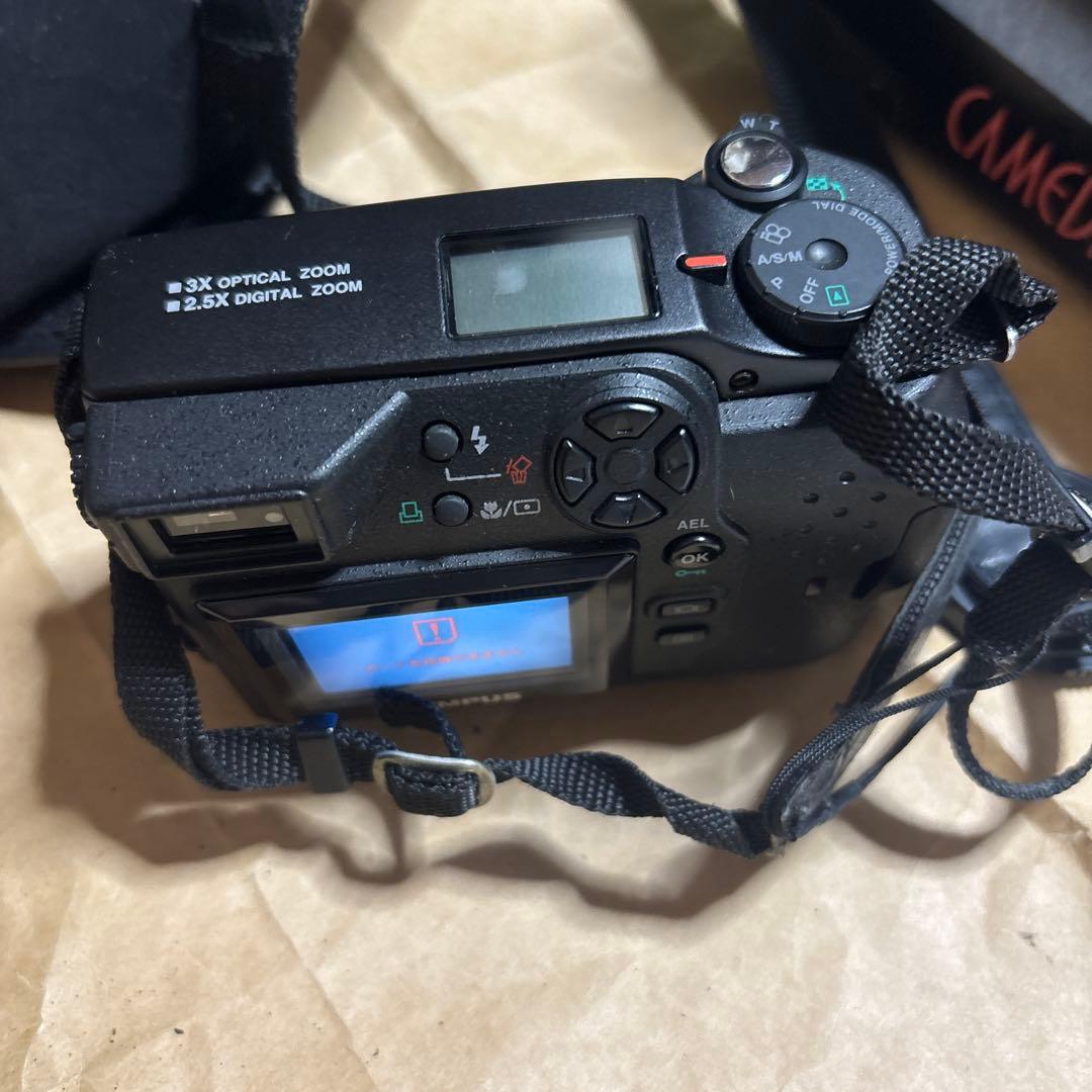 デジタルカメラ　CAMEDIA（キャメディア）C-3040ZOOM オリンパス