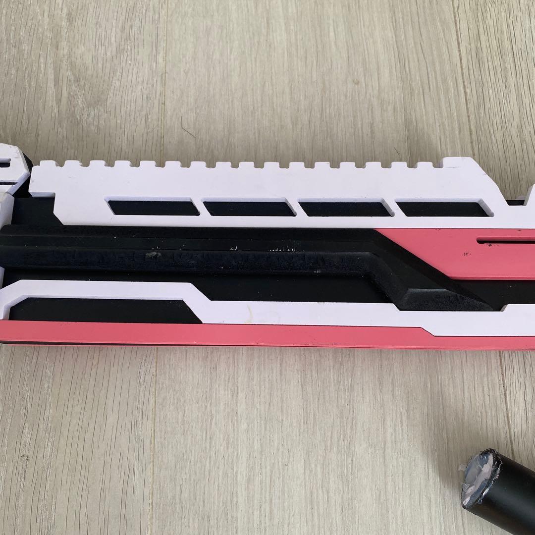勝利の女神NIKKE バイパー　武器