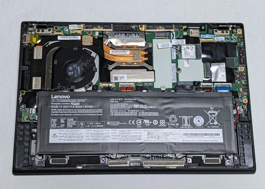 [ジャンク] X1 Carbon gen6 ( 八世i5/8G/スト無 ) B