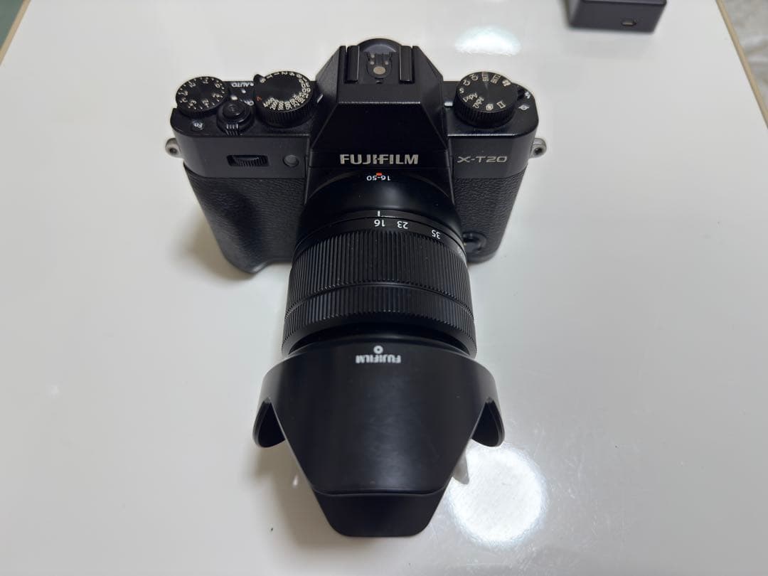 FUJIFILM X-T20 ミラーレスカメラ レンズ2本付き