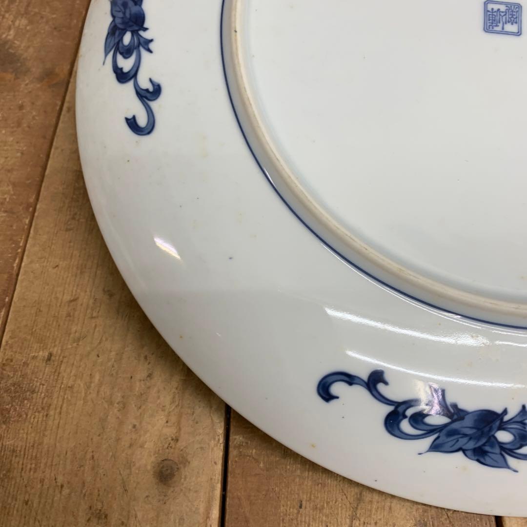 D-4 【極美品】有田焼・伊万里焼 染付 山水窓絵 牡丹 飾り大皿