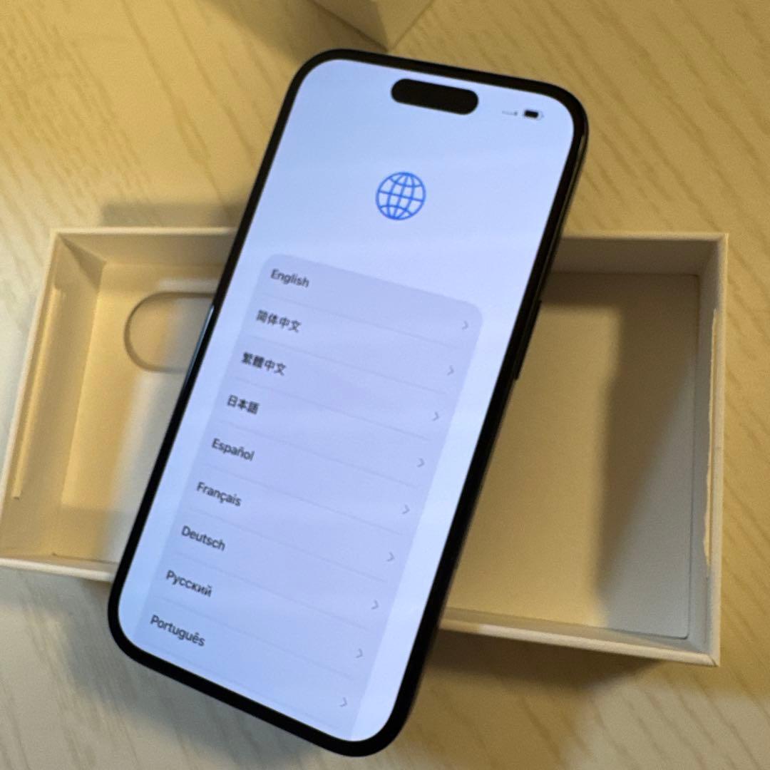 Apple iPhone 16 128 ブラック本体バッテリー89%SIMフリー