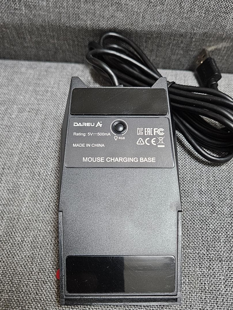 DAREU AE6 PRO ゲーミングマウス ディスプレイ付充電スタンド