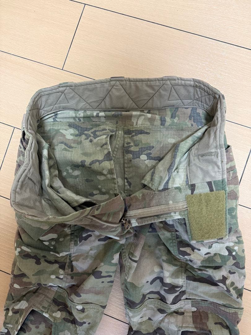 「実物」crye precision G4 コンバットパンツ　マルチカム30-S