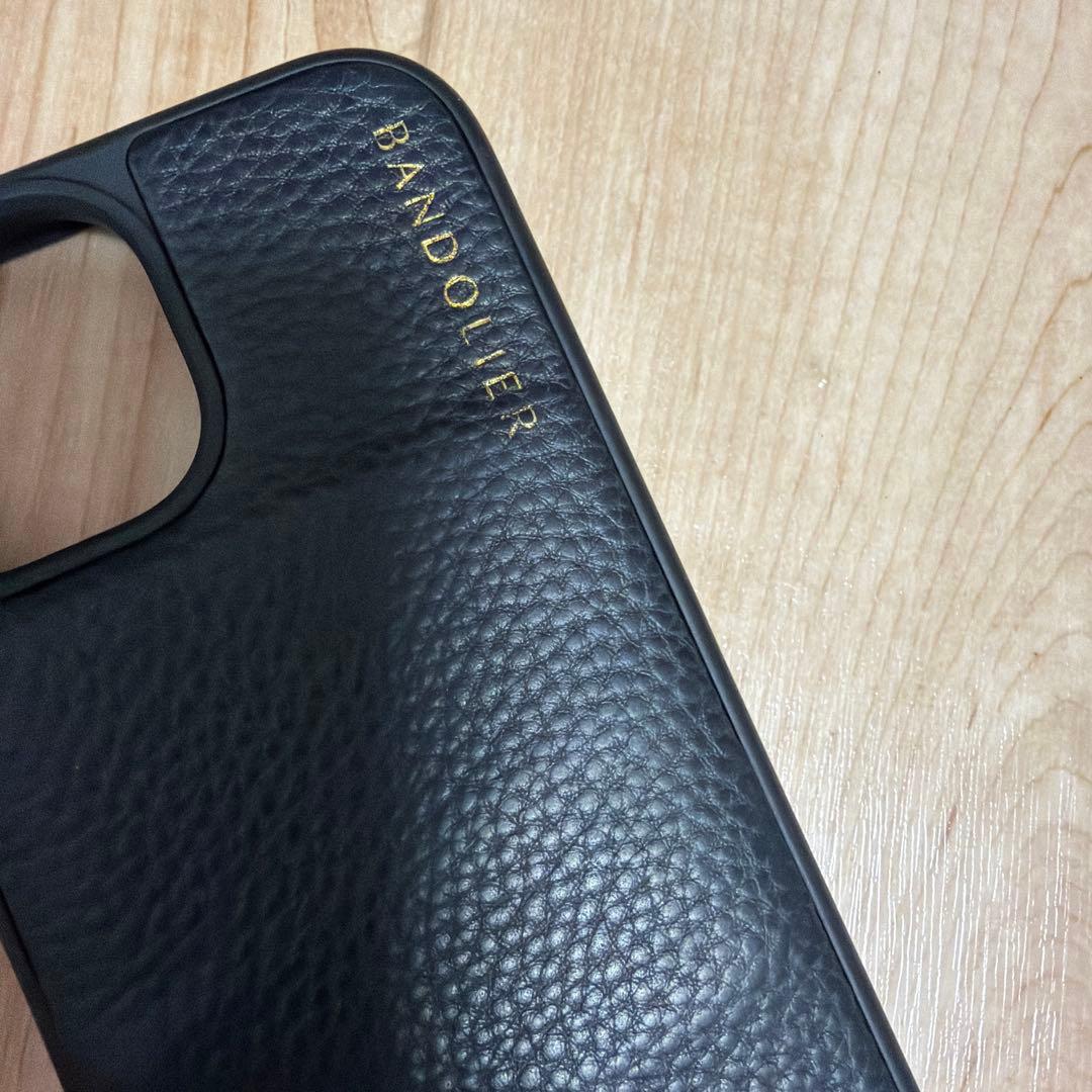 BANDOLIER ブラック iPhone15ケース