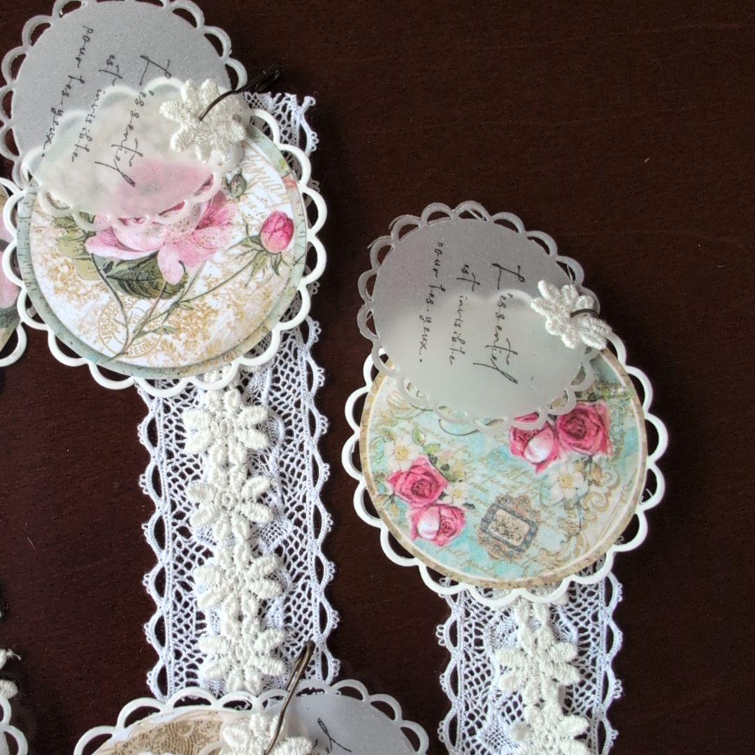 紙タグ〜オーバル型の薔薇とレース〜