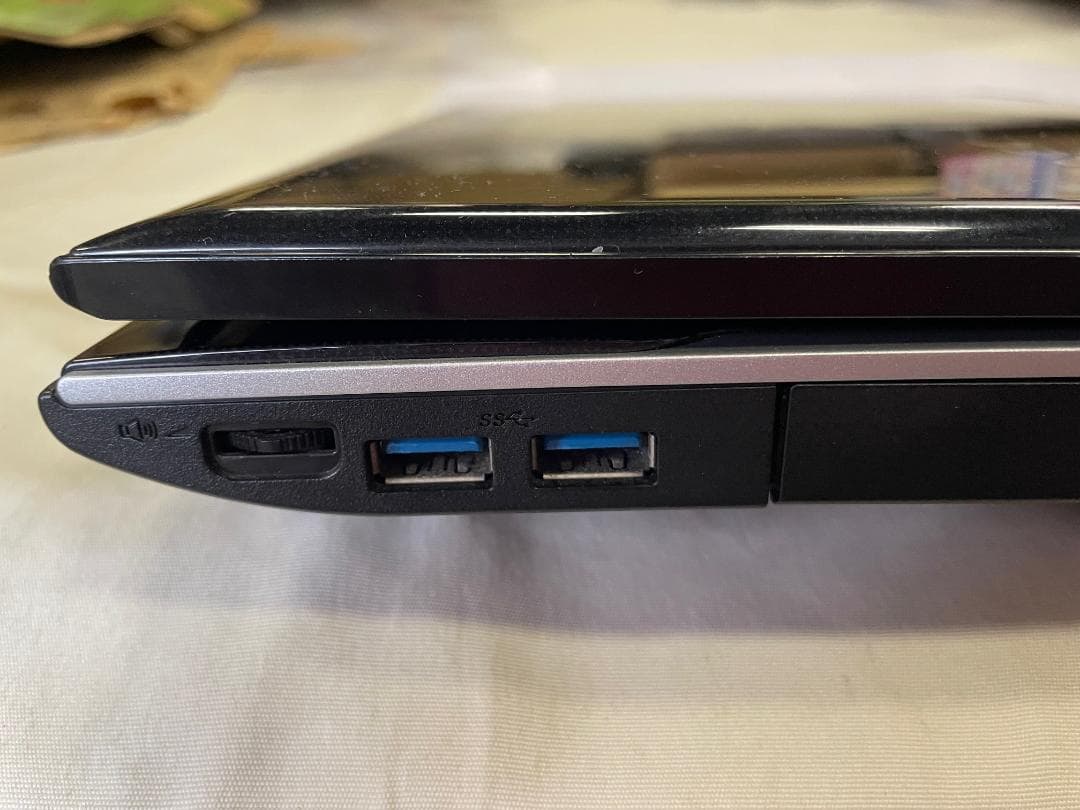 動作確認済　NEC LaVie LL750/L Core i7 win10