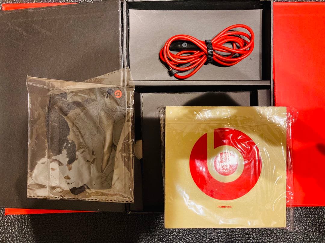 ヘッドホン Beats by Dr. Dre Solo HD Artist Futura