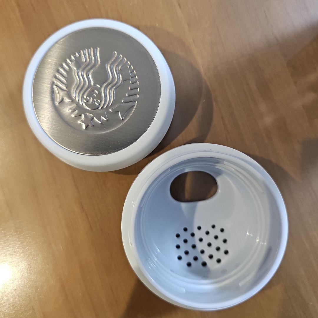 新品未使用　STARBUCKS　カーヴドステンレスボトルホワイト旧モデル