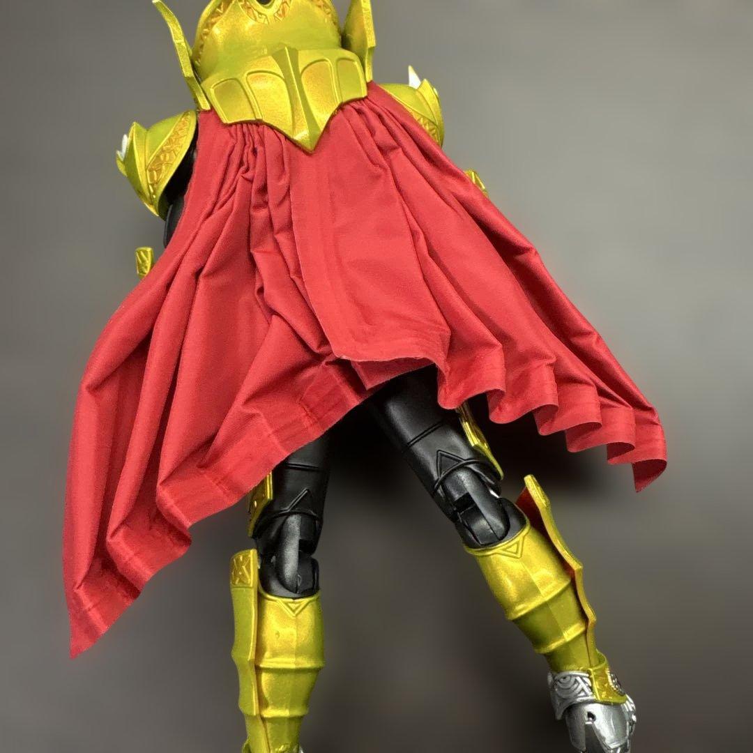 S.H.フィギュアーツ　仮面ライダーキバ　エンペラーフォーム　真骨彫製法