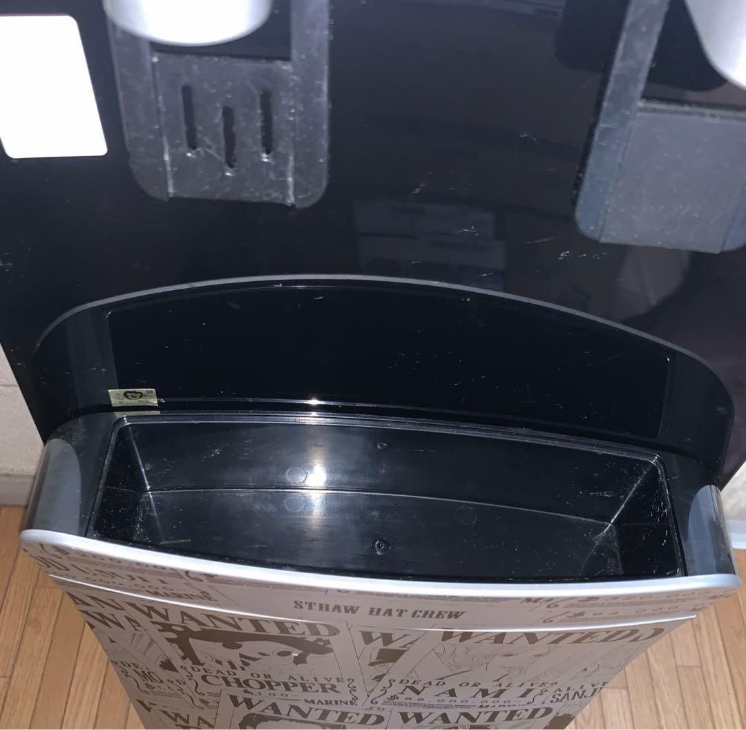 FRECIOUS ウォーターサーバー　ワンピース　手配書モデル