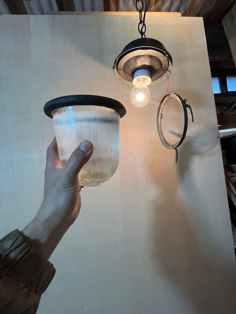 Ukraine製　デッキランプ