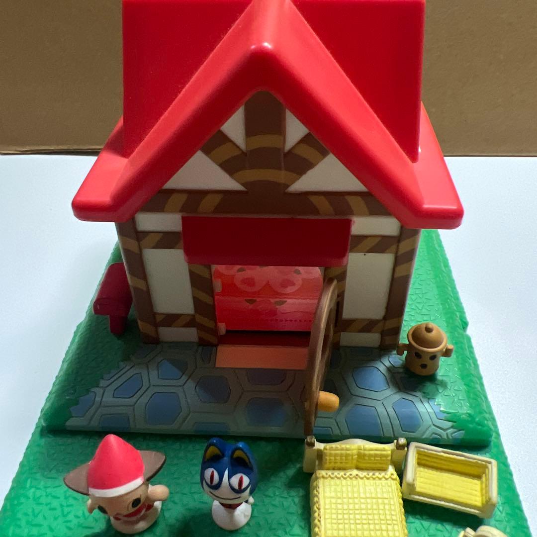 どうぶつの森+ 森をつくろう！　ひろいお家　赤いお屋根　　お時間限定お値下げ