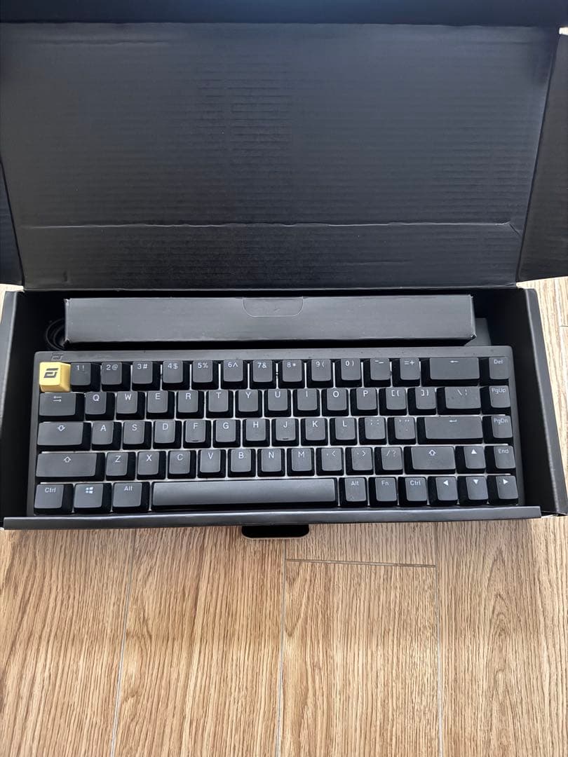 ENDGAME GEAR KB65HE ブラックキーボード