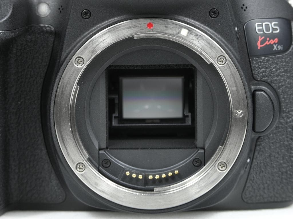 【美品】 Canon EOS Kiss X9i ボディ 《ショット数1688》