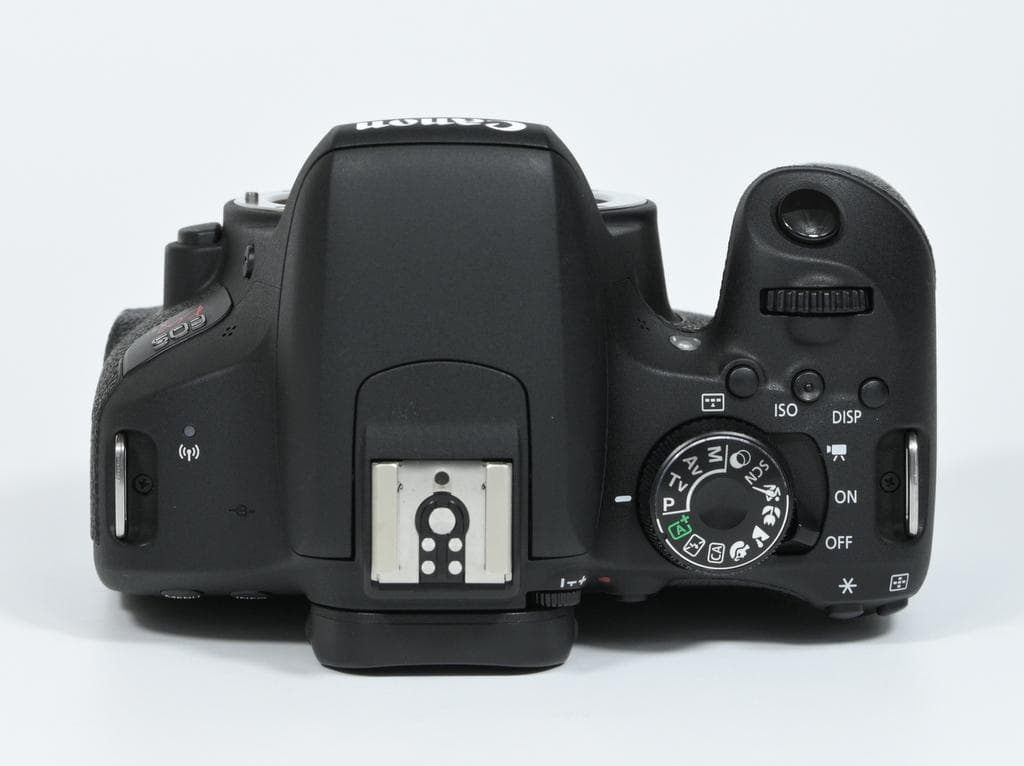 【美品】 Canon EOS Kiss X9i ボディ 《ショット数1688》