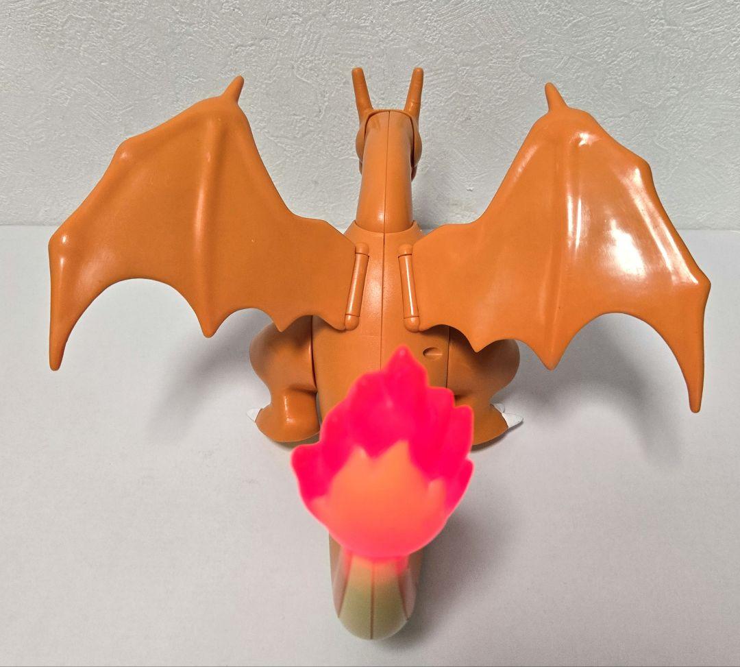 ポケモン Pokemon アクションフィギュア リザードン 中古品