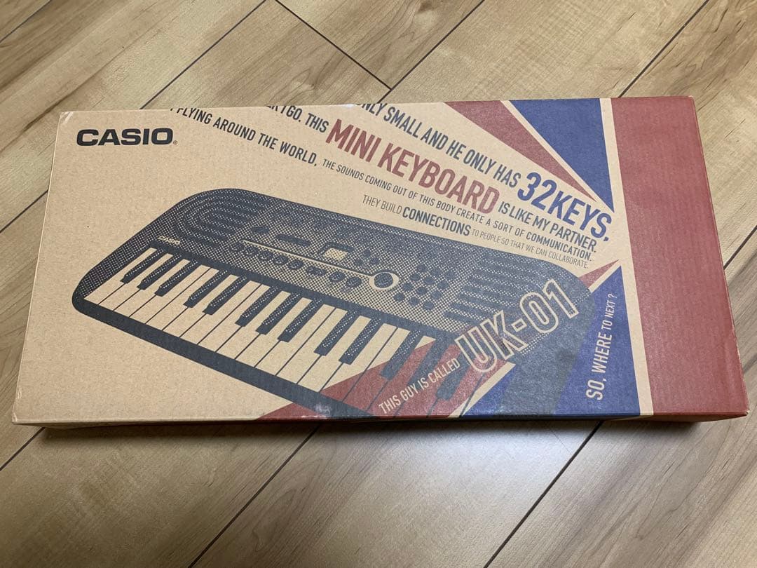 CASIO UK-01 ミニキーボード　32鍵 本体+原箱+破れ取扱書
