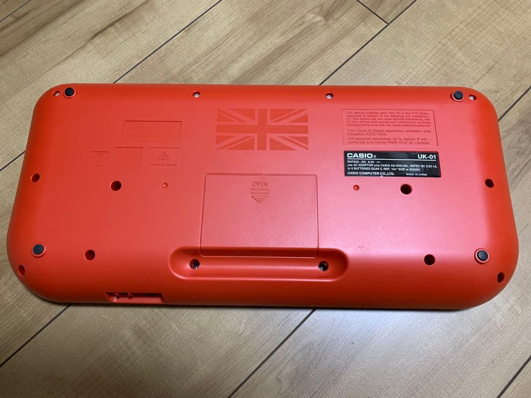 CASIO UK-01 ミニキーボード　32鍵 本体+原箱+破れ取扱書