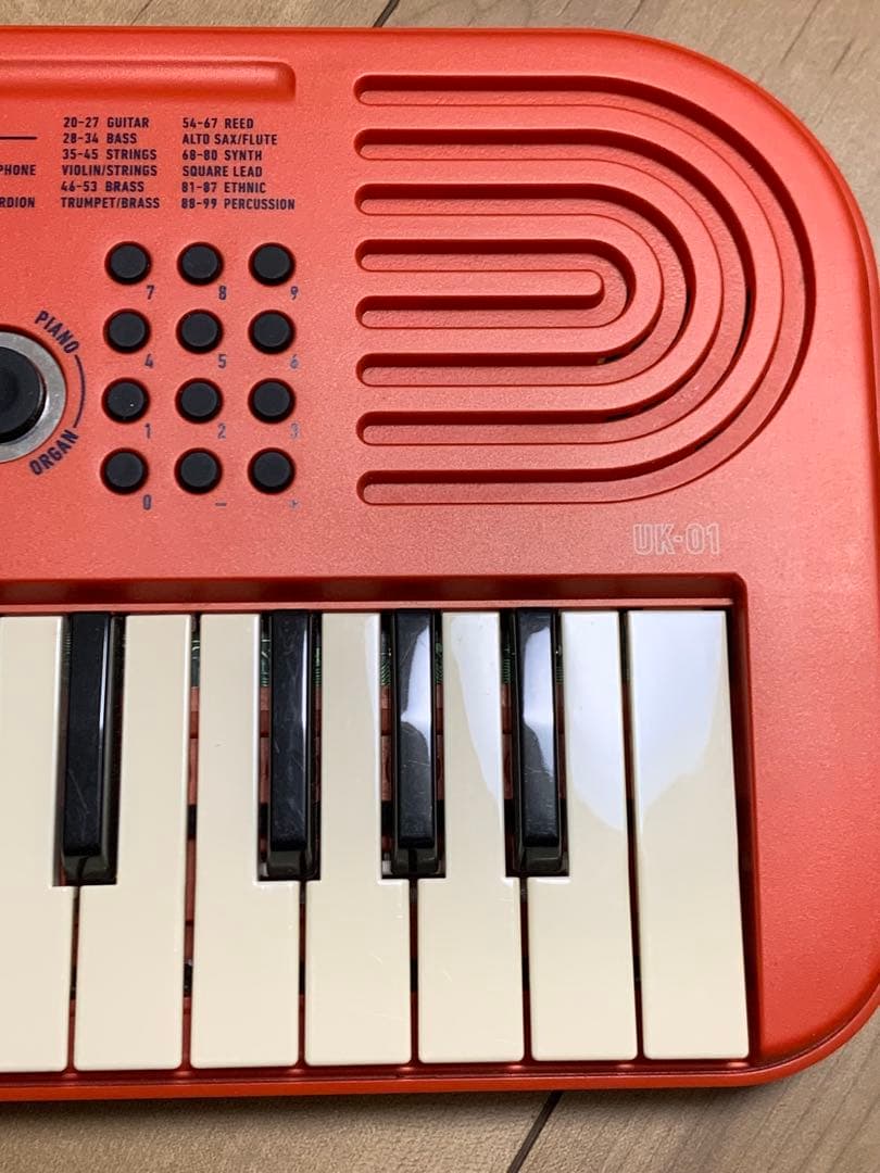 CASIO UK-01 ミニキーボード　32鍵 本体+原箱+破れ取扱書