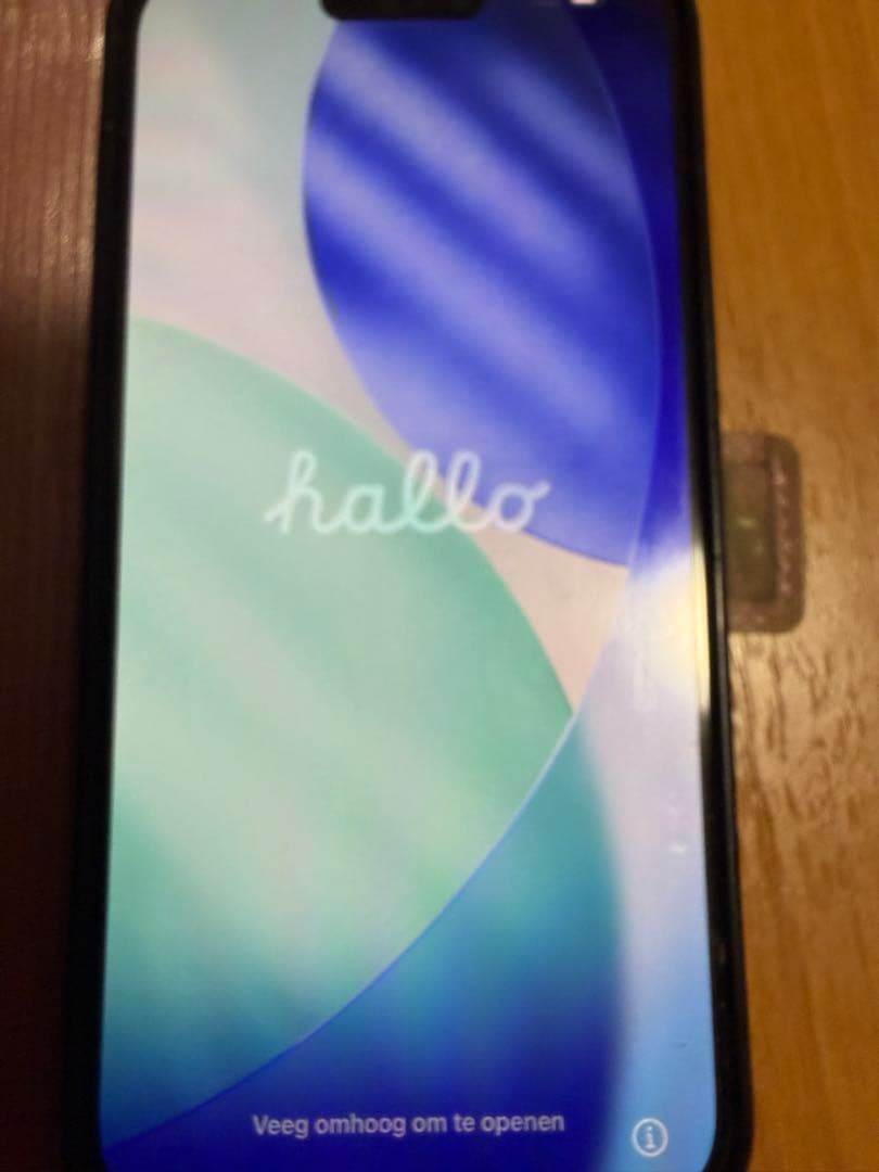 【美品】iPhone 15 pro 256GB【箱付き】