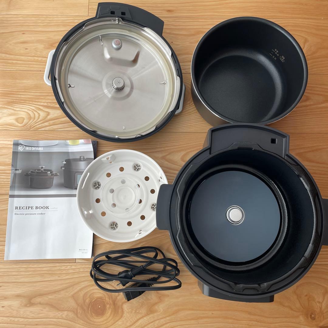 美品！アイリスオーヤマ　KPC-MA4-B 電気圧力鍋 4.0Lブラック