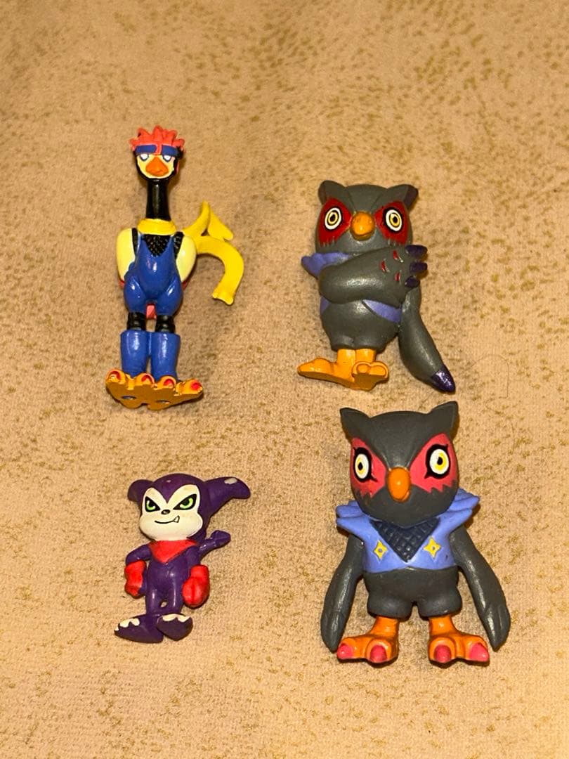 デジモンセイバーズ ファルコモン フィギュア 4体まとめ売り 超希少　レトロ