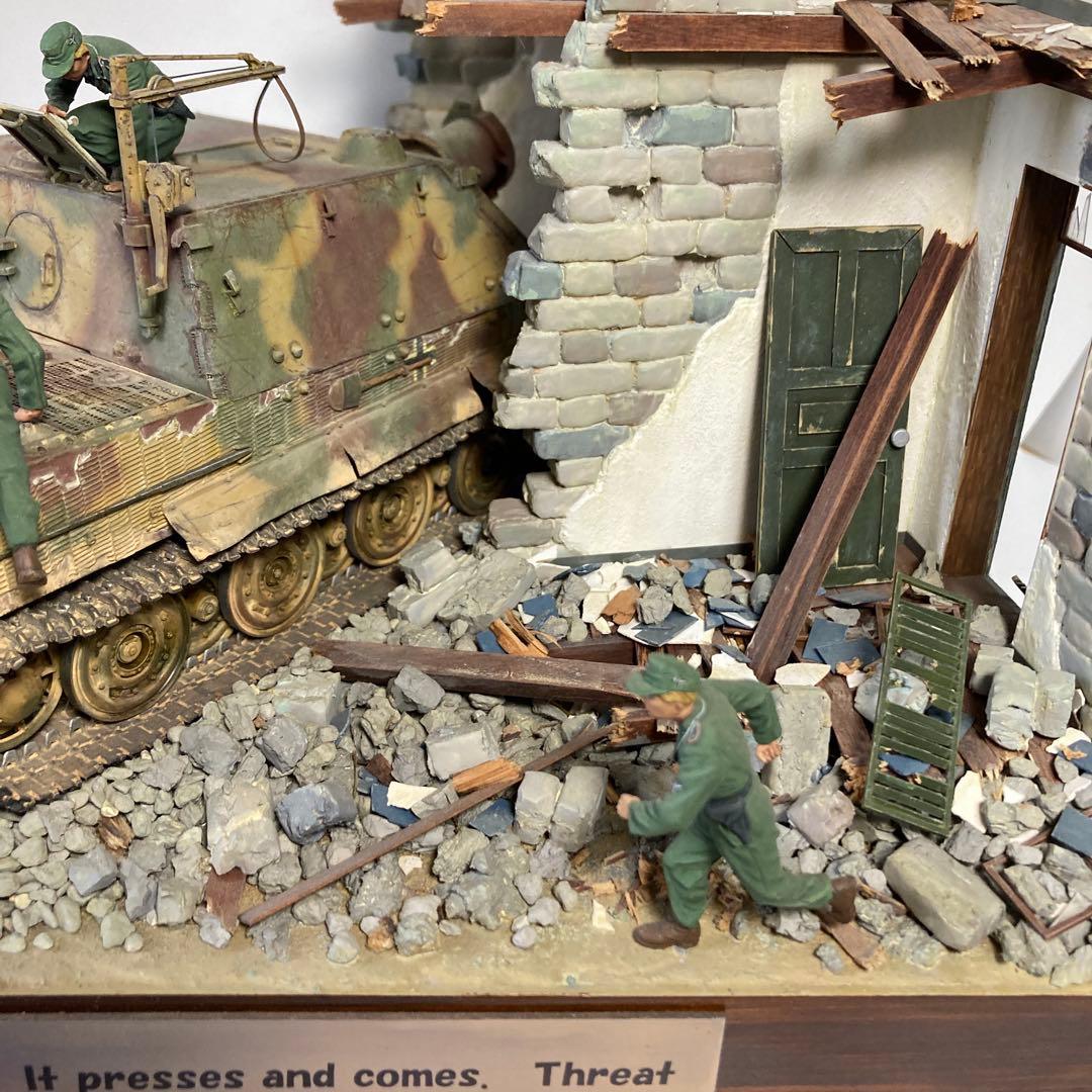 戦場ディオラマ模型完成品1/35
