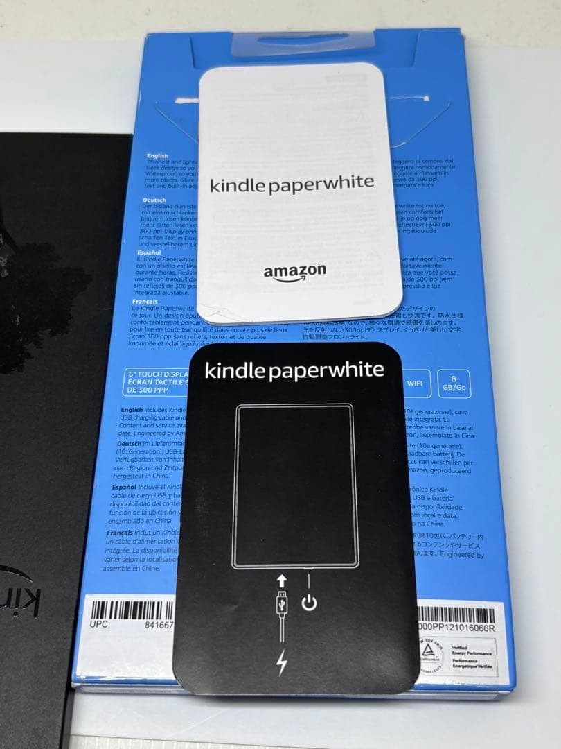 どこでも快適読書！Kindle Paperwhite 第10世代 8GB