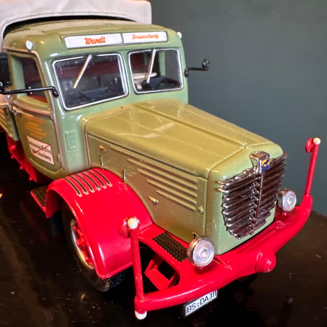 MINICHAMPS Büssing 8000S トラック