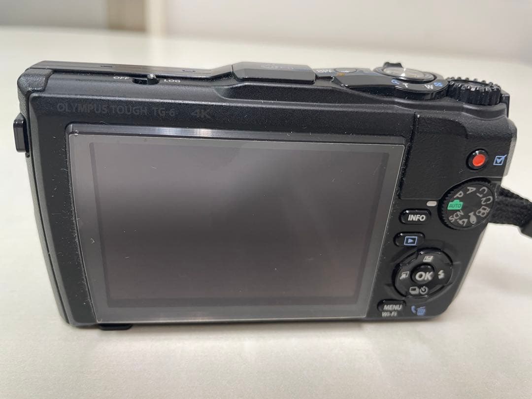 Olympus Tough TG-6 デジタルカメラ