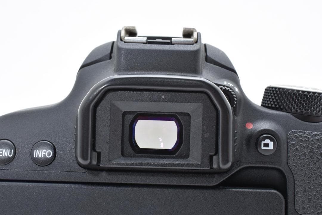 ■ほぼ新品■ キヤノン　Canon EOS kiss X9i Wレンズキット