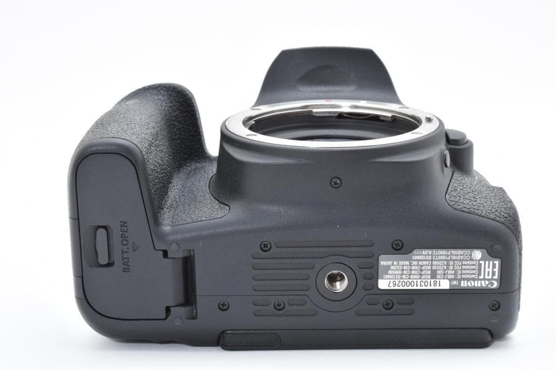 ■ほぼ新品■ キヤノン　Canon EOS kiss X9i Wレンズキット