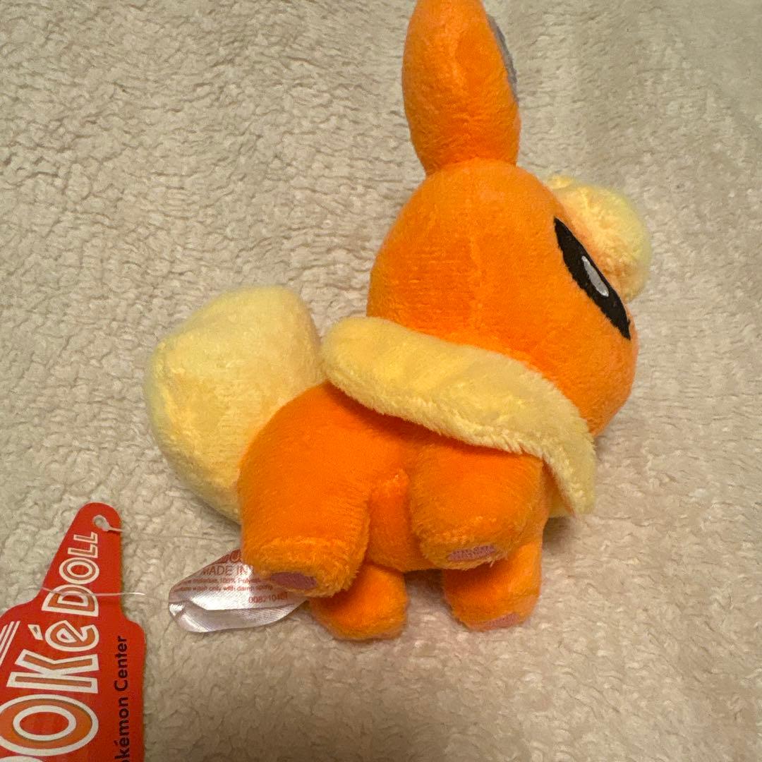 ポケモンセンター　ブースター　ぬいぐるみ　ポケドール