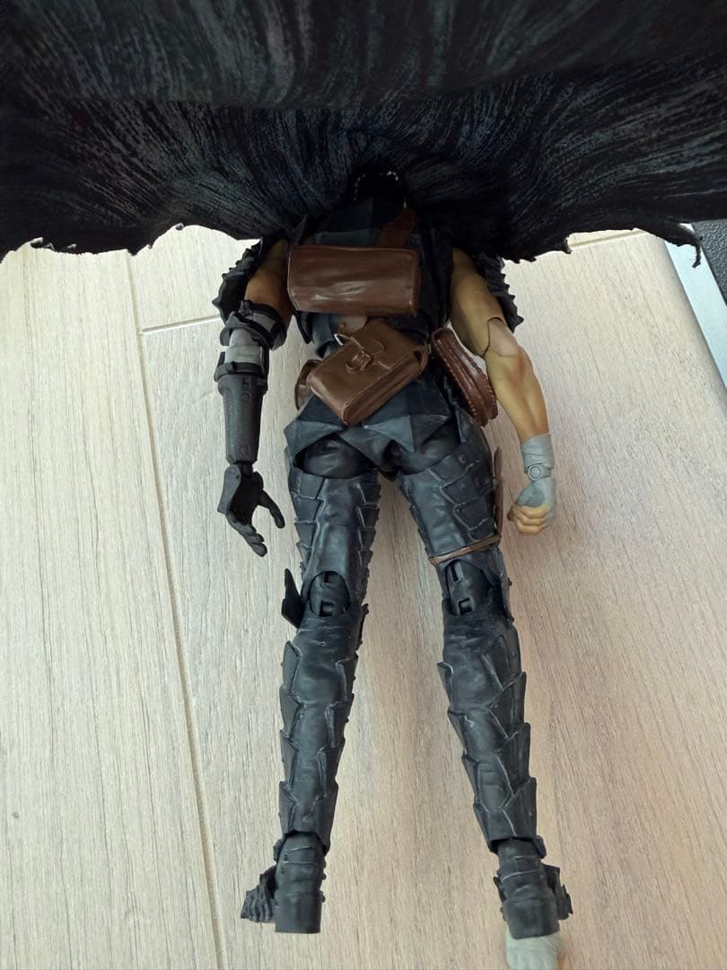 最終値下げ　S.H.Figuarts ベルセルク ガッツ 狂戦士の甲冑