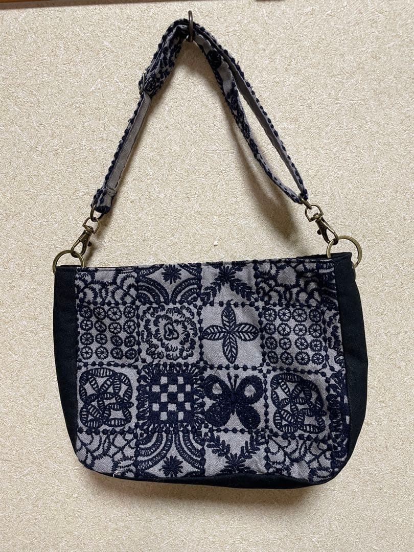 ミナペルホネン　ハンドメイド　バッグ　ショルダーバッグ　インバッグ　ミニバッグ