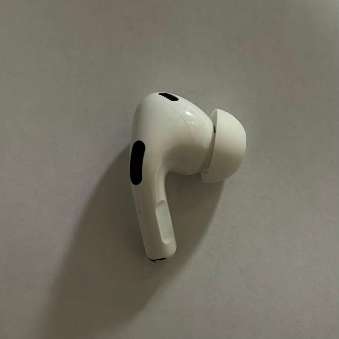 AirPods pro 第2世代　右耳のみ