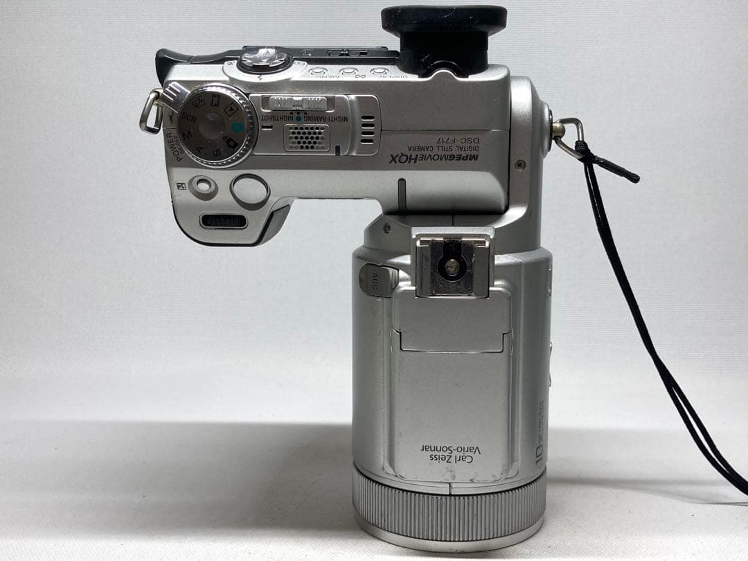 概ね美品　SONY　DSC-F717　デジカメ　撮影例有　i731d77dd