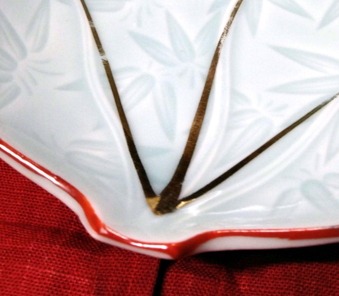 ♥金彩掻き落と技法・素敵な浮き上る【縁起物笹柄】♥レア希少な【８角輪花平皿】4皿