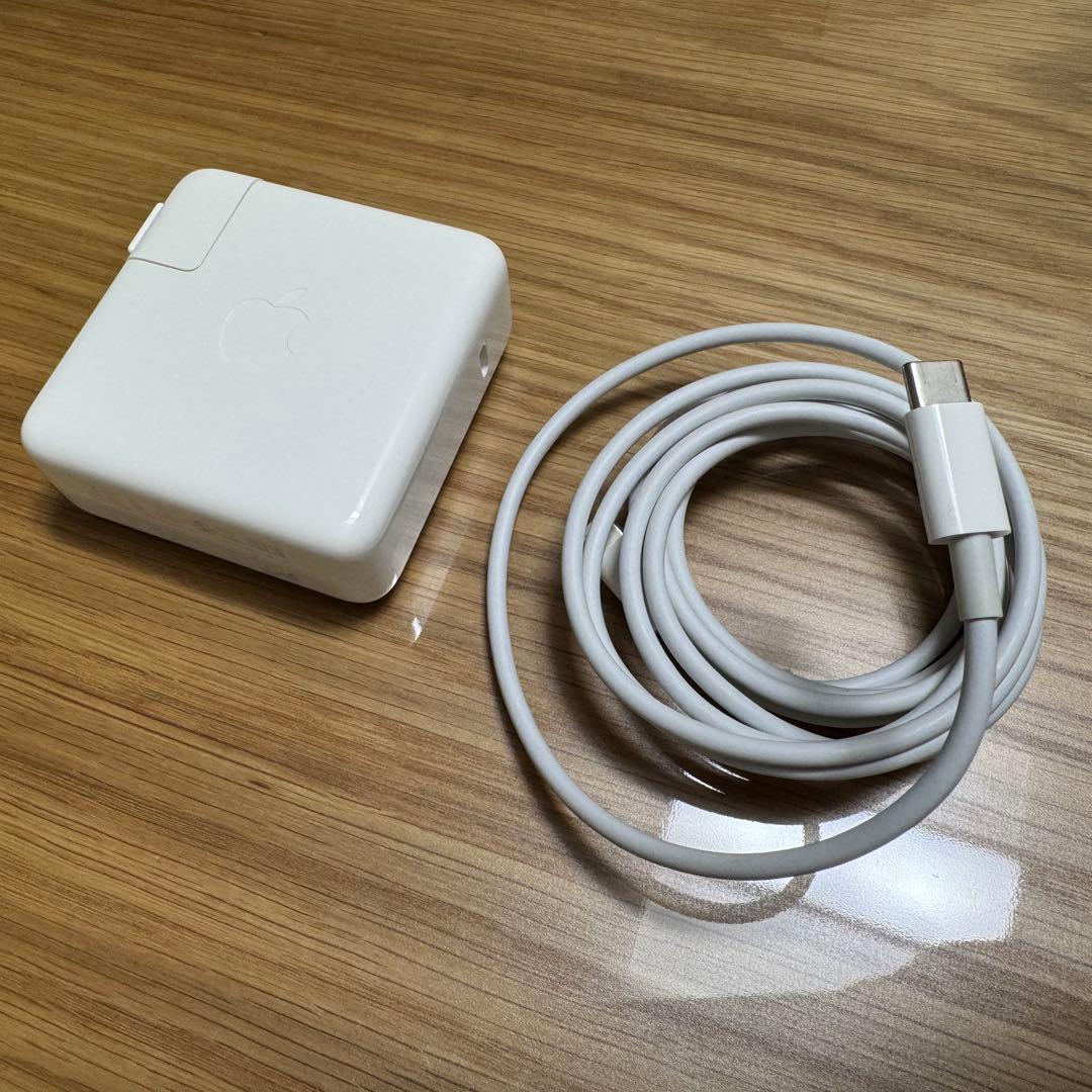 【超美品】MacBook Pro 2020 13インチ i5/16GB/1TB
