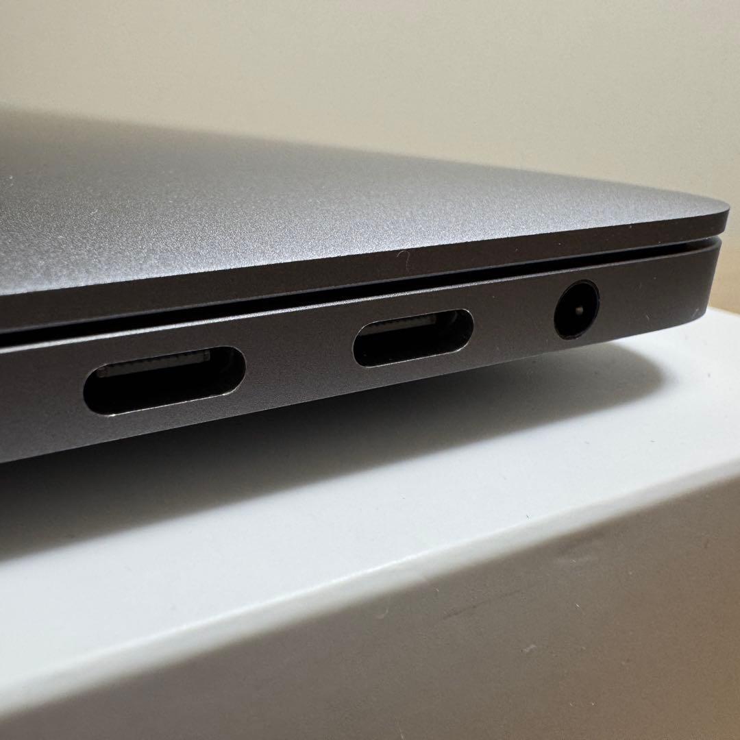 【超美品】MacBook Pro 2020 13インチ i5/16GB/1TB