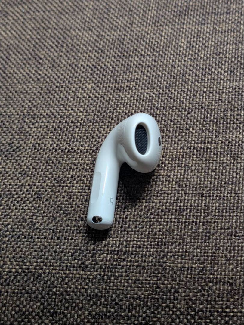 Apple AirPods 4世代 片耳 R 片方 右耳 856