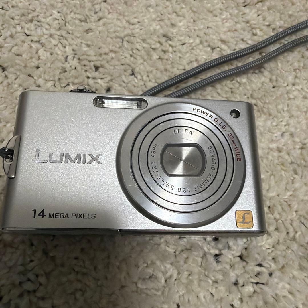 Panasonic LUMIX FX66 シルバー 14MP