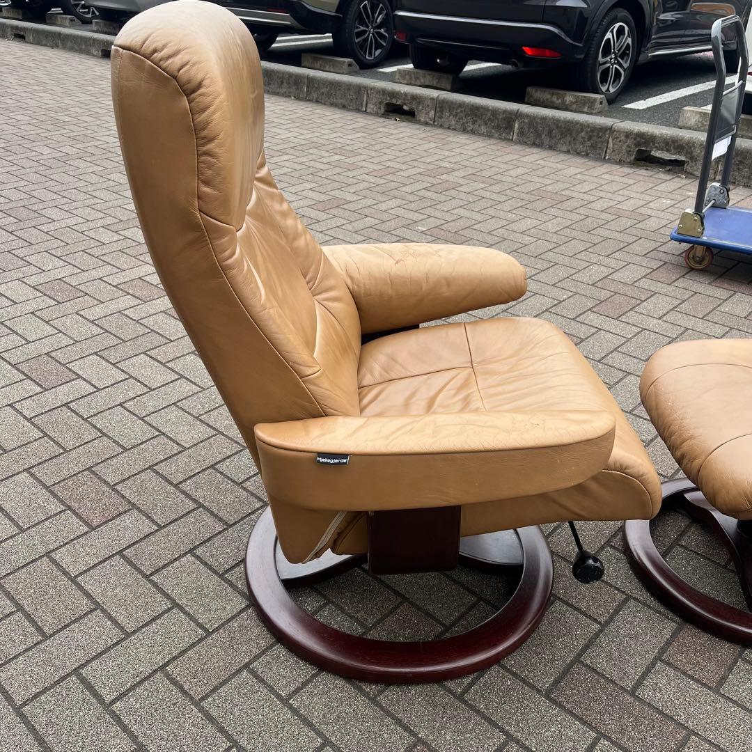 イエリアーダ フィヨルド 本革 リクライニングチェア オットマン レザー