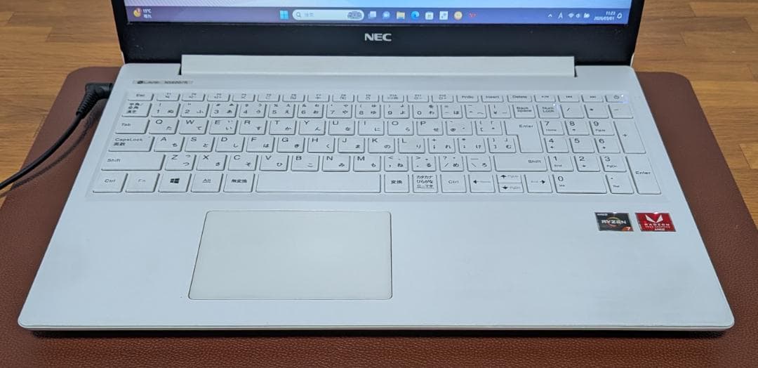 美品Win11 NS600R/Ryzen7/8G/SSD256G/WLAN/DV